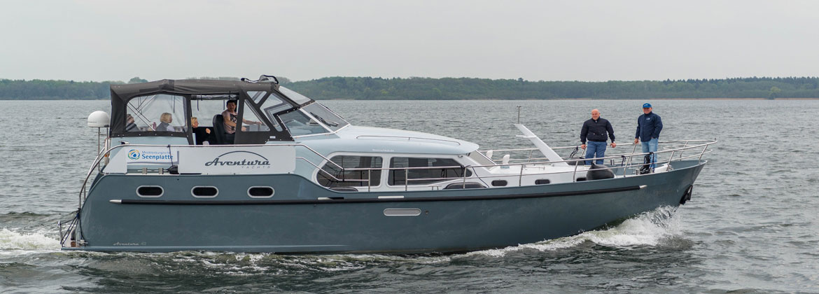  Aventura 43 Yachtcharter 1